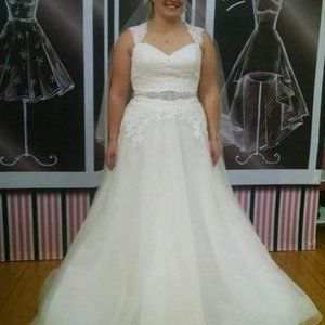 Wedding dress